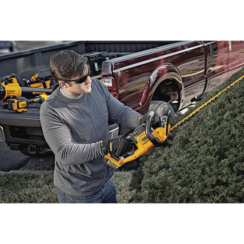 Dewalt 20V MAX Lithium-Ion 22 in Hedge Trimmer - DCHT820B