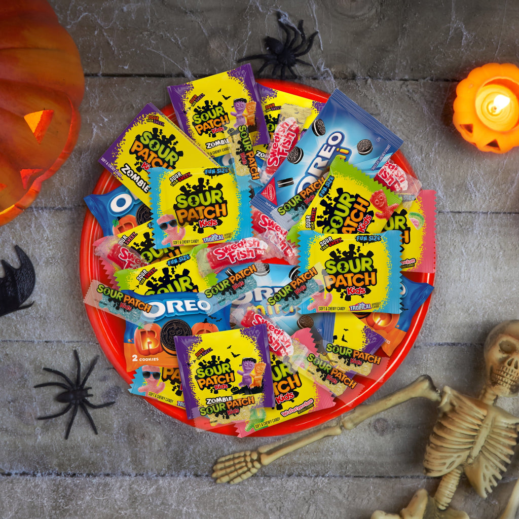 SOUR PATCH KIDS & SWEDISH FISH Mini Soft & Chewy Gummy Halloween Candy Variety Pack, 80 count