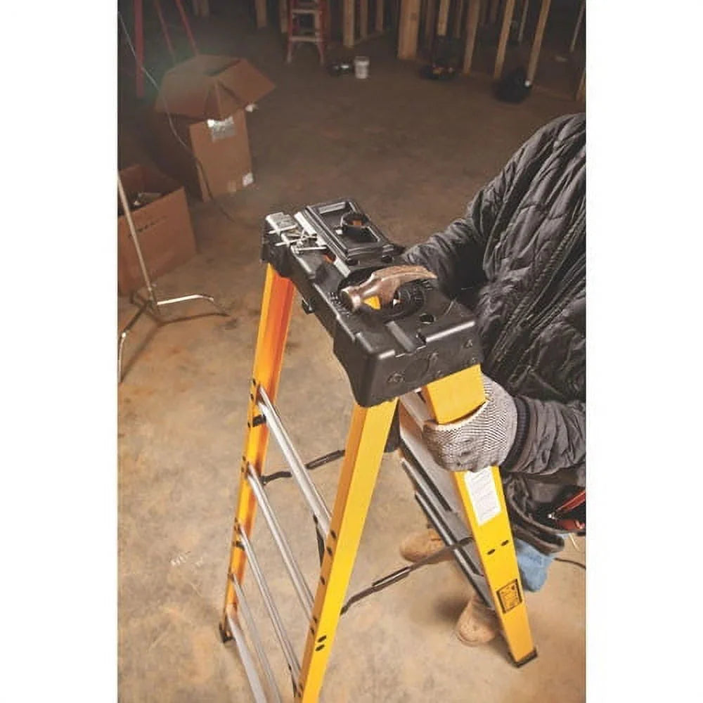 Dewalt Fiberglass Step Ladder, 4-Foot, Type IA, 300-Pound Load Capacity - DXL3010-04