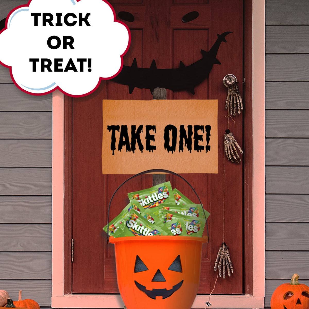Skittles Sours Fun Size Chewy Halloween Candy - 8.04 oz Bag